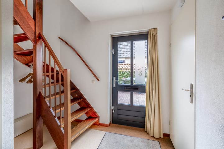 Foto 3 van H.W. van Heelstraat 8