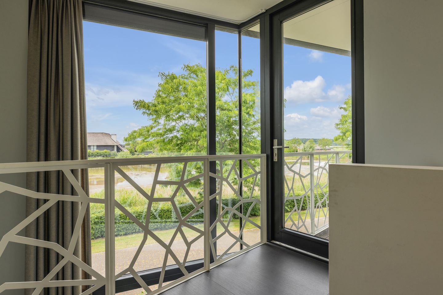 Photo 50 of Laan van de 17e september 4