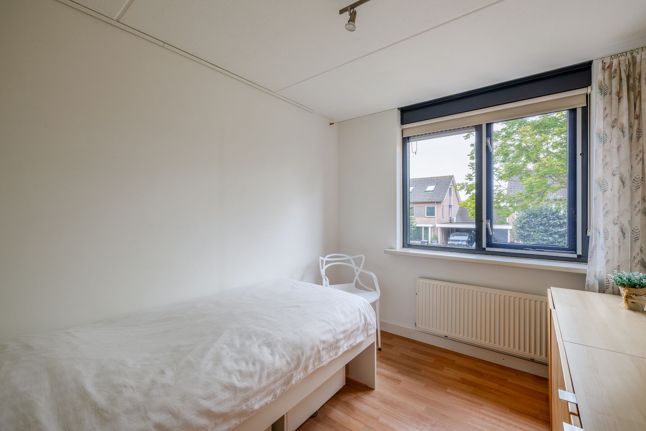 Photo 15 of H.W. van Heelstraat 8