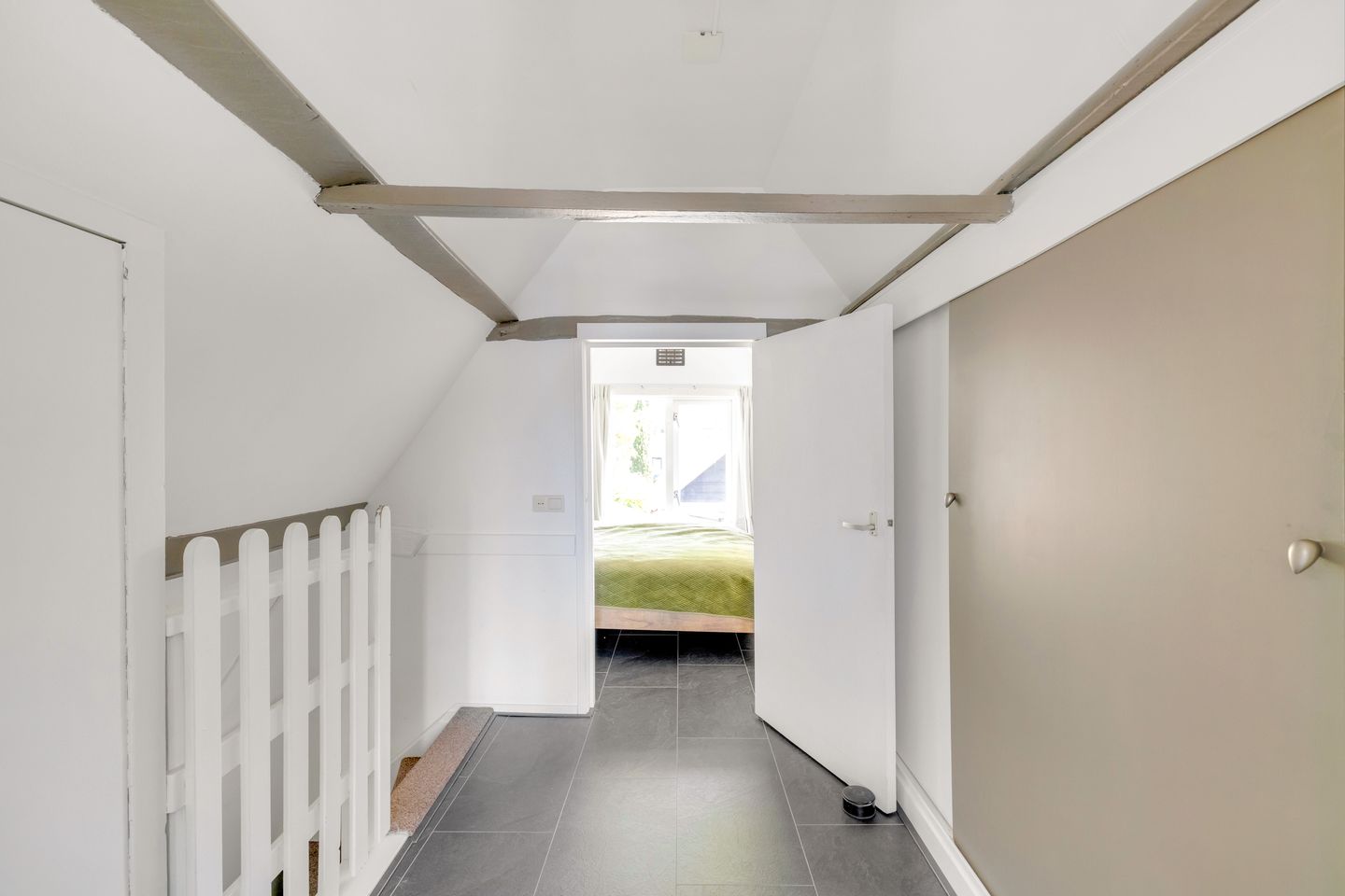 Photo 19 of Voorstraat 72