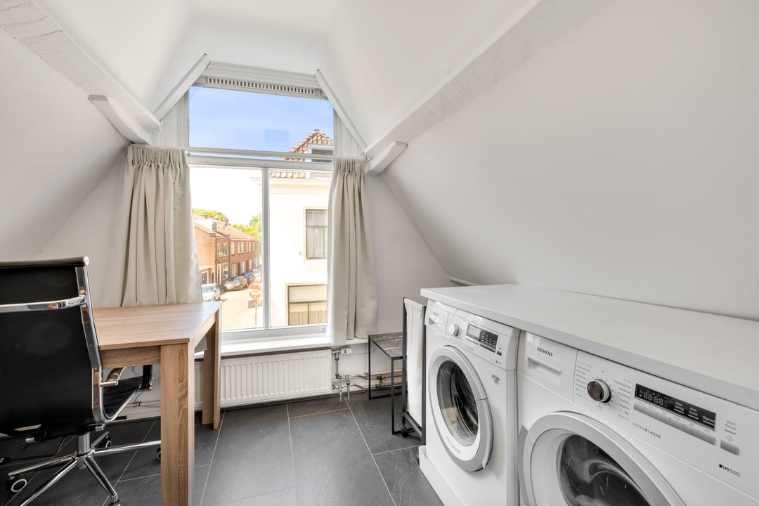 Photo 22 of Voorstraat 72