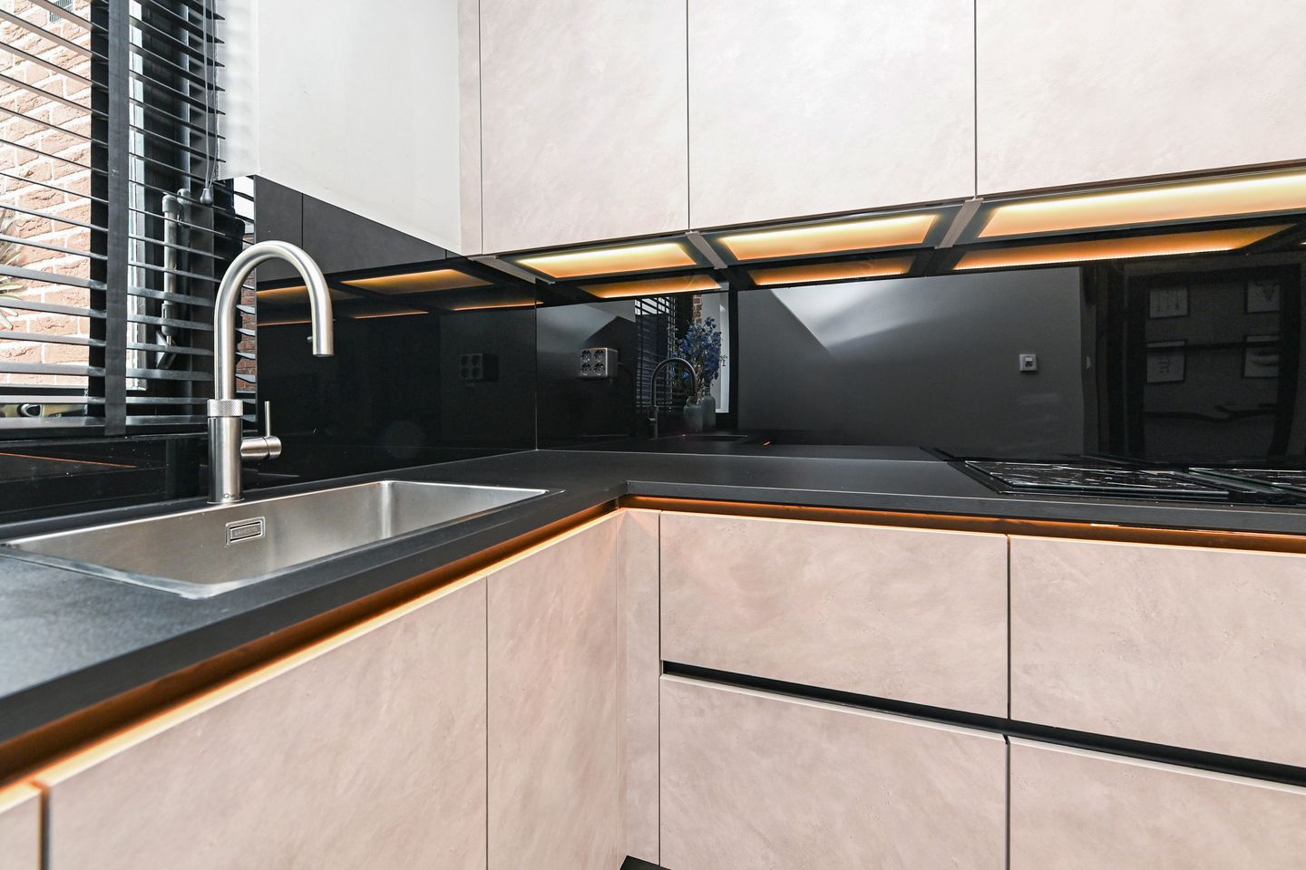 Foto 10 van Adelaarshorst 2