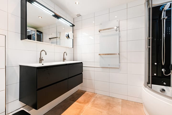 Photo 20 of Adelaarshorst 2