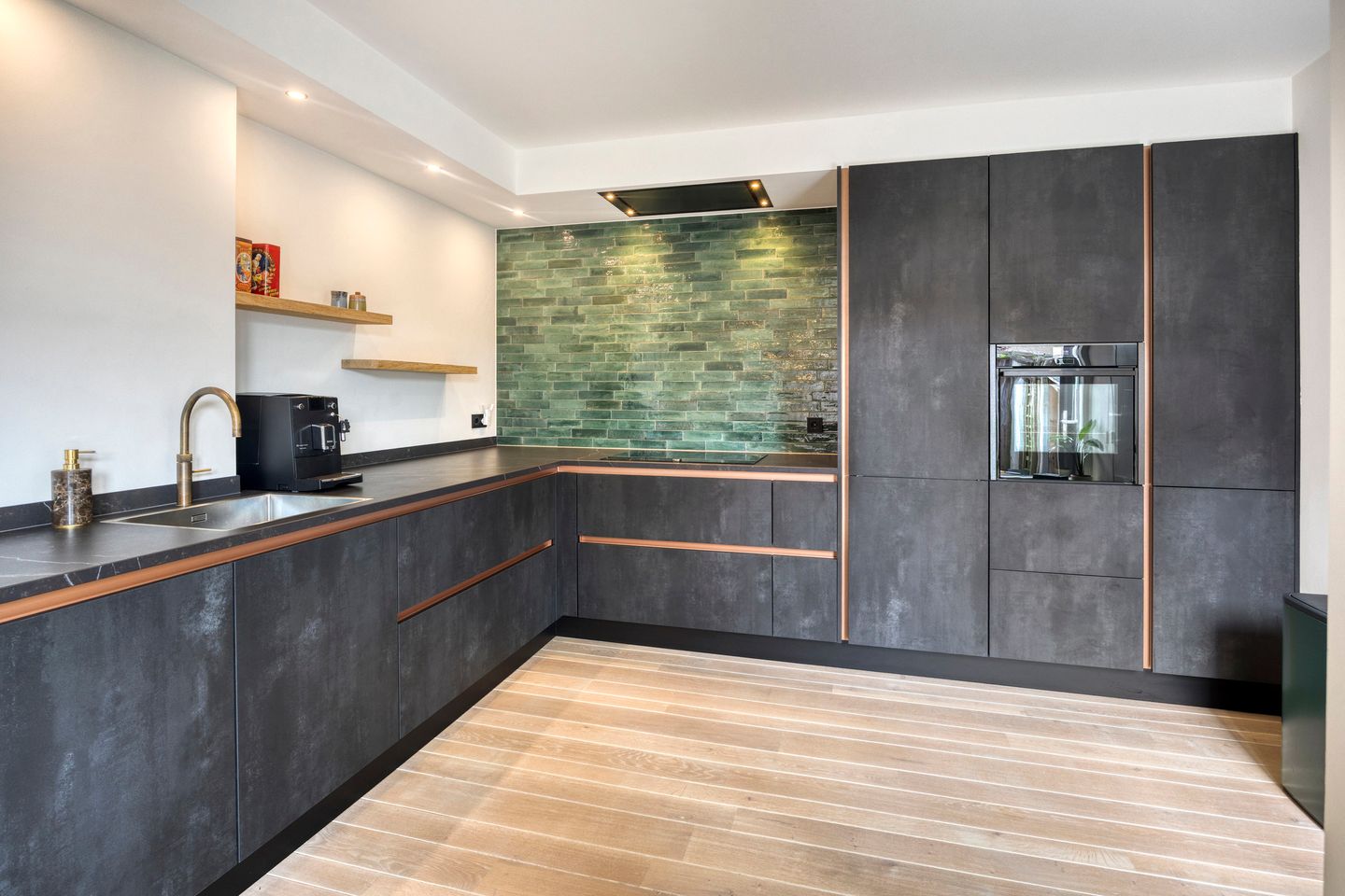 Foto 4 van Marie Curielaan 1