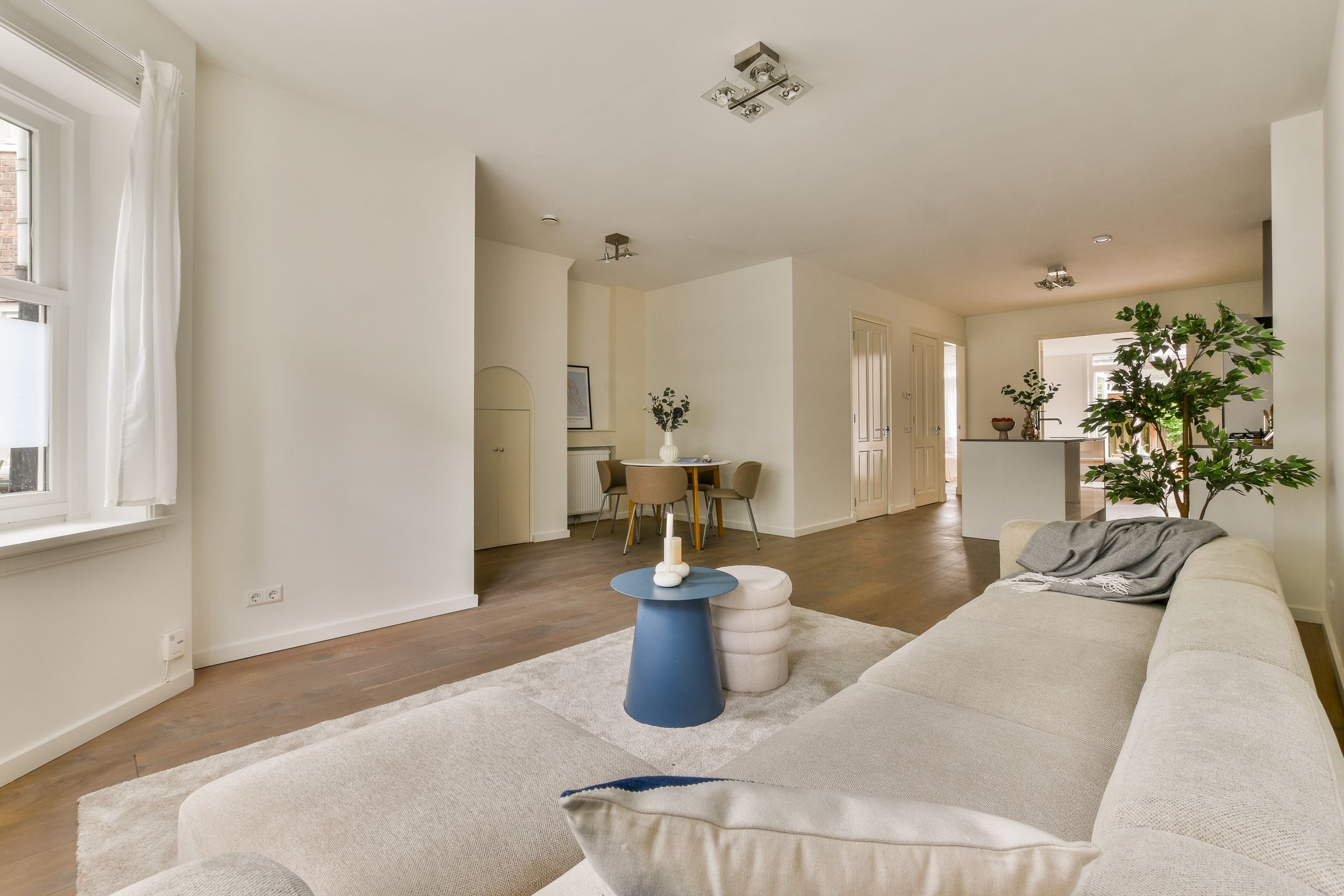 Photo 6 of Orteliusstraat 352-H