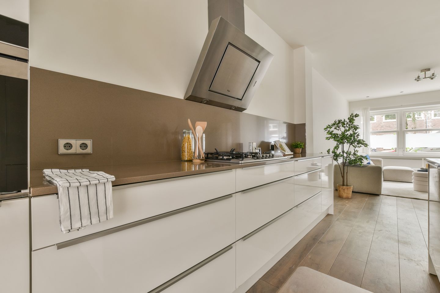 Photo 10 of Orteliusstraat 352-H