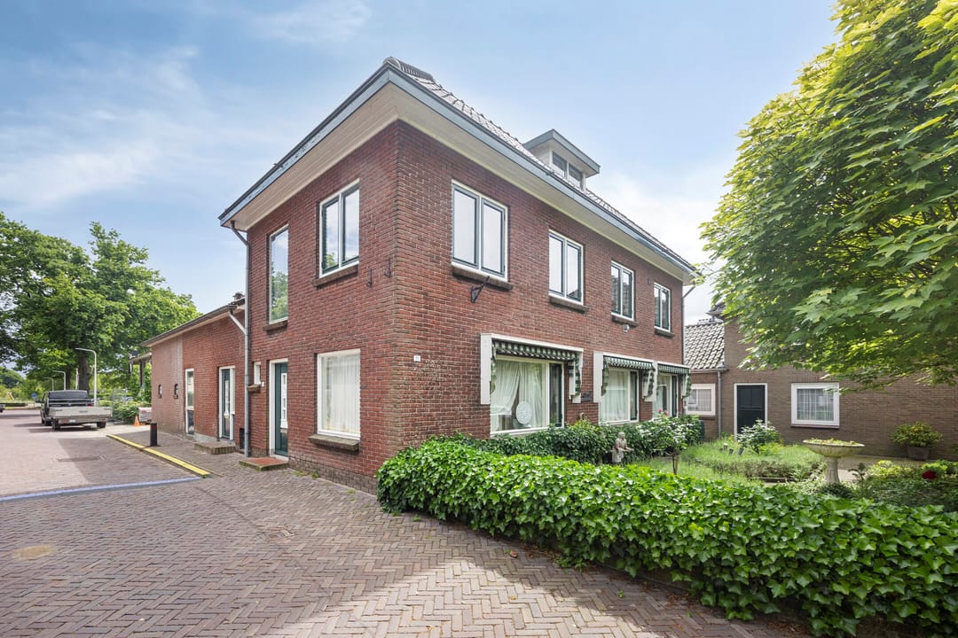 Huis te koop: Kerkplein 11 7721 AC Dalfsen [Funda]