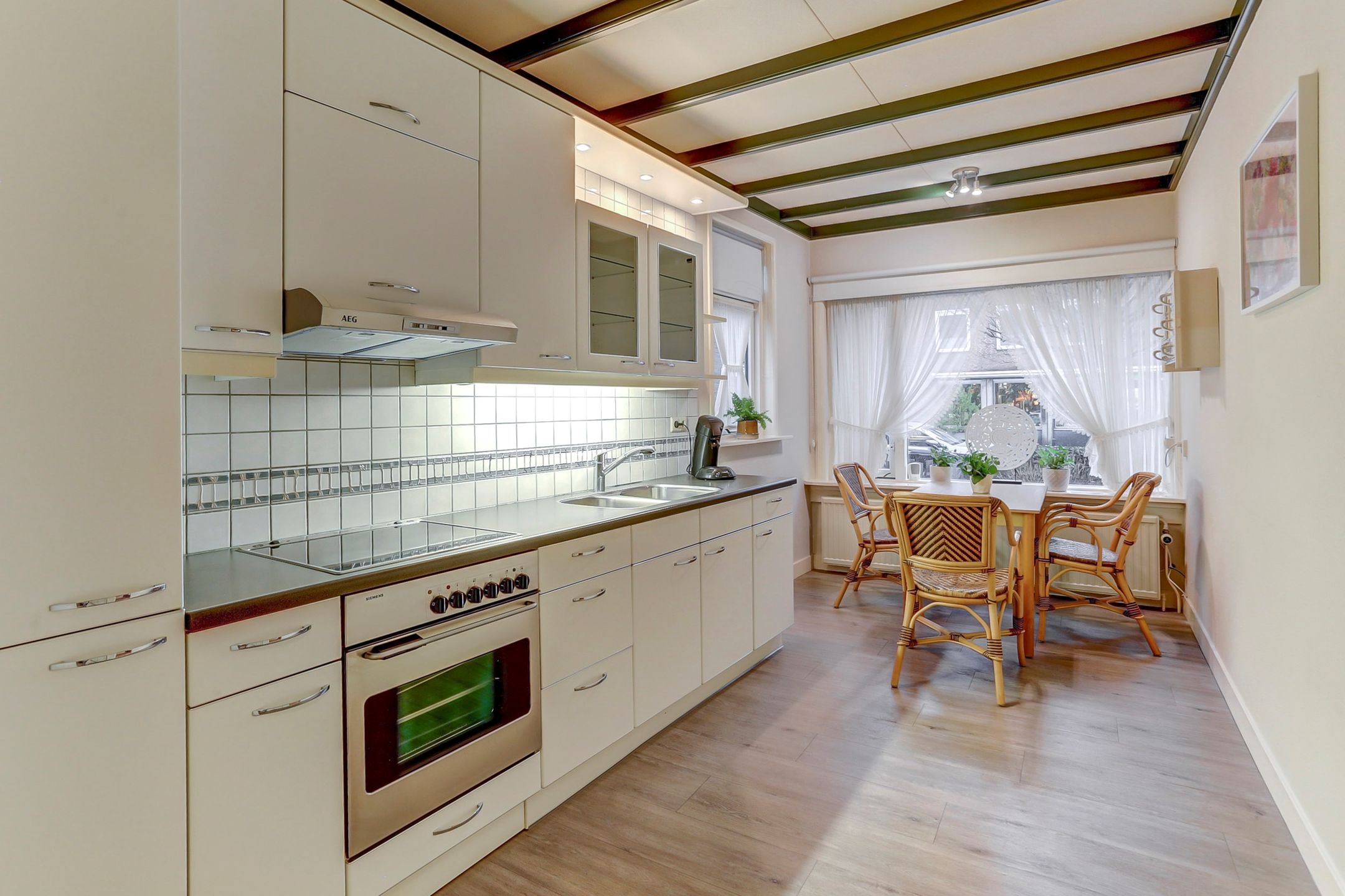 Foto 3 van Kerkplein 11