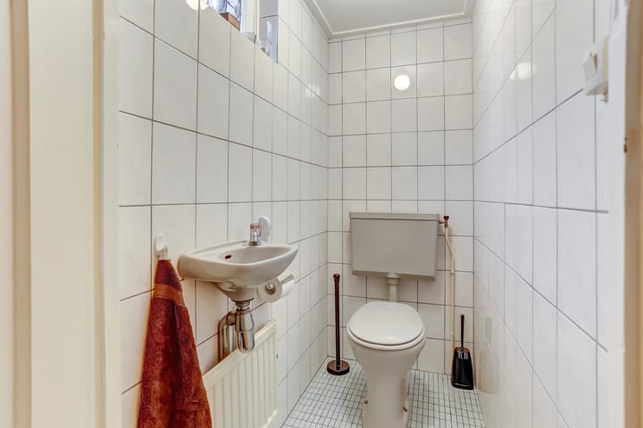 Foto 9 van Kerkplein 11