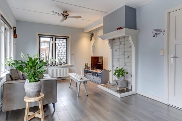 Foto 31 van Kerkplein 11