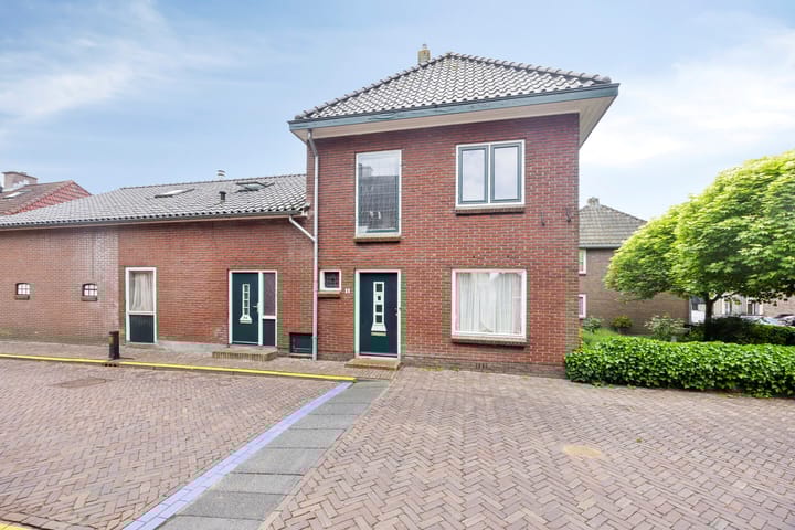 Foto 47 van Kerkplein 11