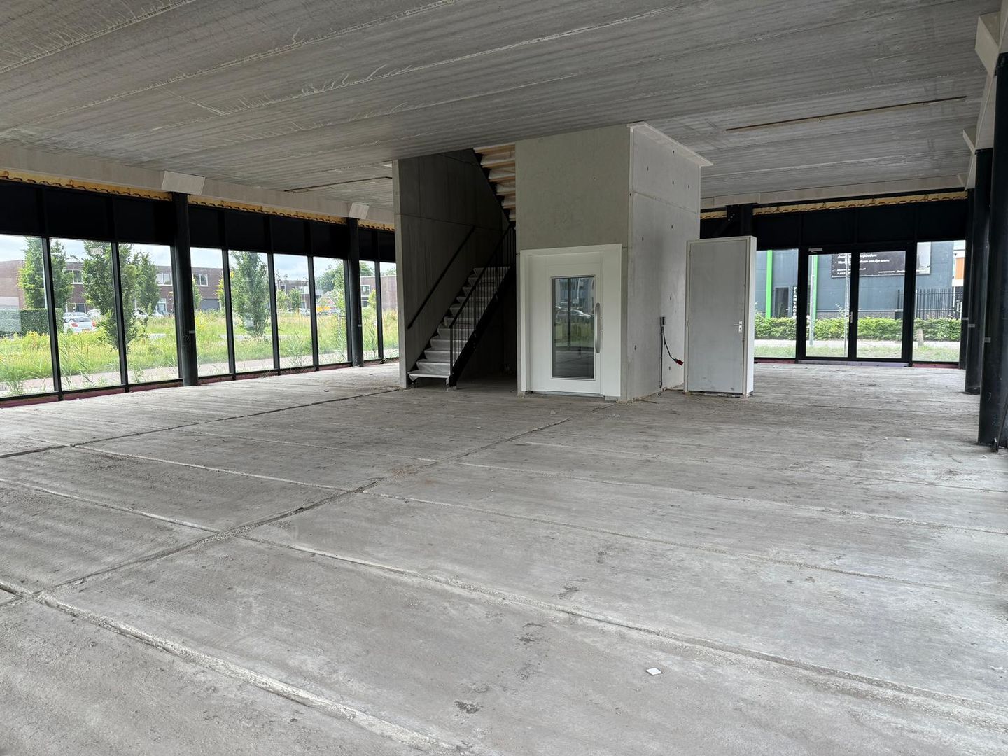 Bekijk foto 4 van Plantageweg 2