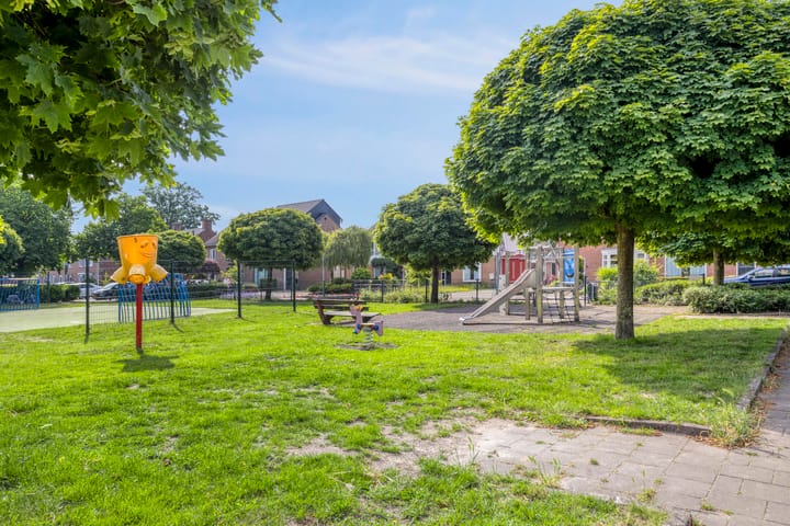 Foto 30 van Pater van den Elsenstraat 46