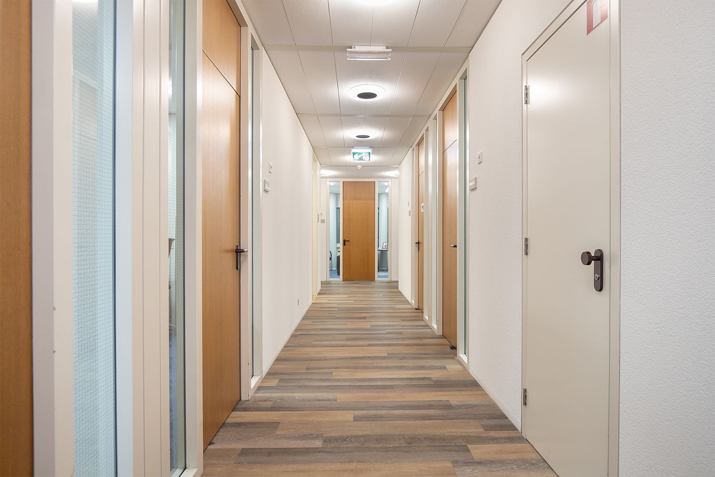 View photo 5 of Burgemeester van Roijensingel 2