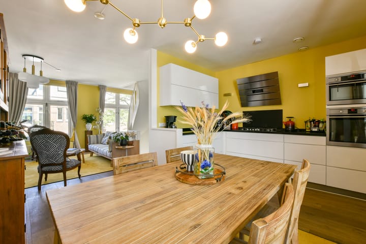 Foto 9 van Van Bossestraat 16-3