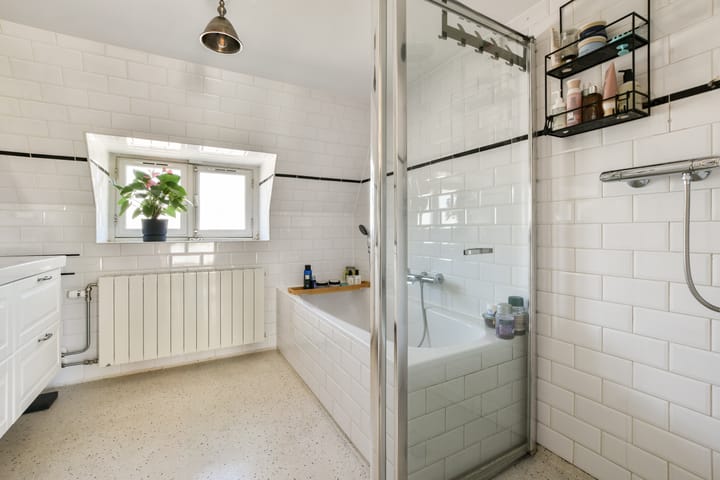 Foto 20 van Van Bossestraat 16-3