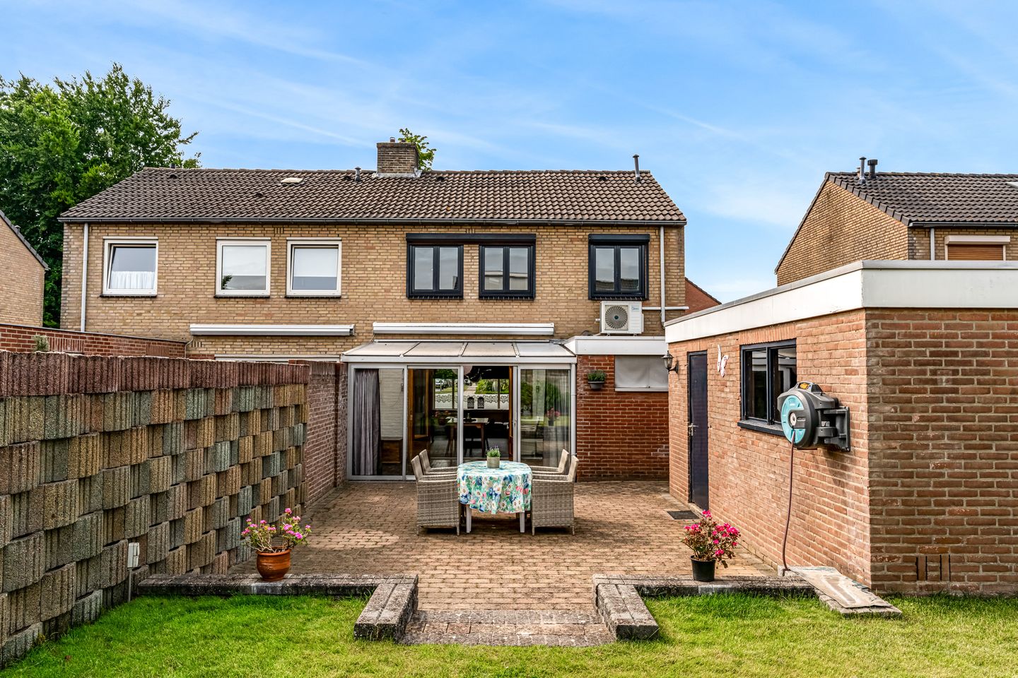 Foto 40 van Rogbloempad 8