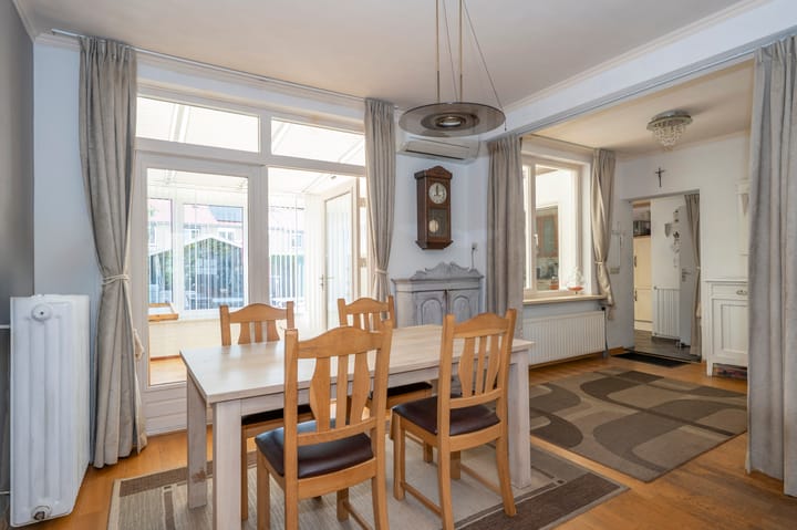 Foto 3 van Julianastraat 10