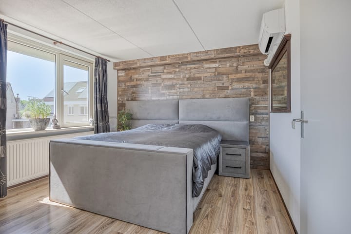 Foto 15 van Barneveldstraat 35