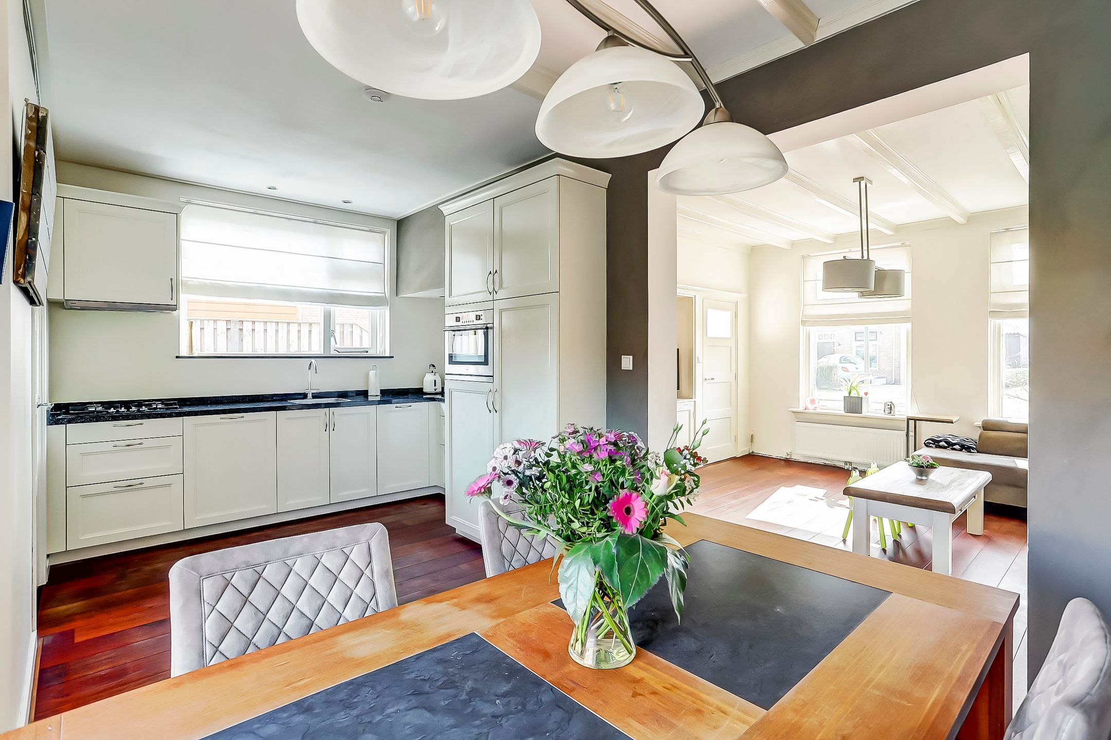 Foto 12 van Julianastraat 4