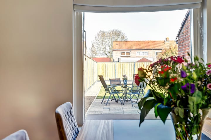 Foto 13 van Julianastraat 4