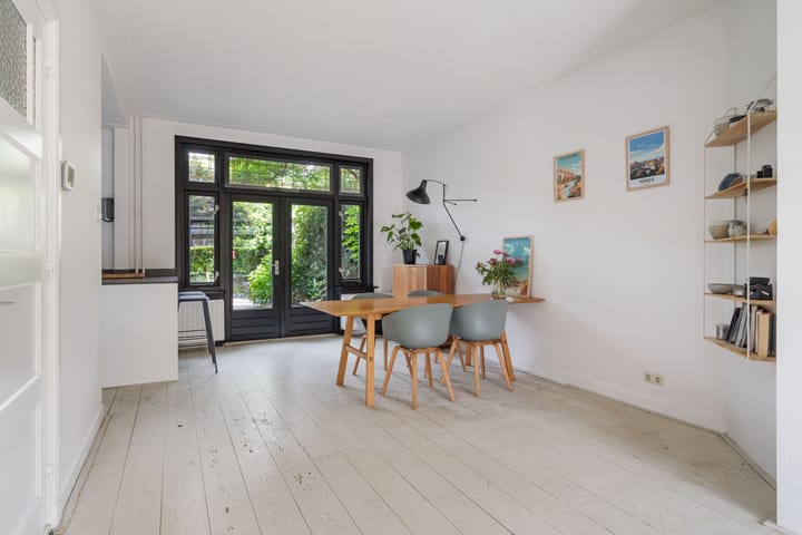 Foto 16 van Irenestraat 6