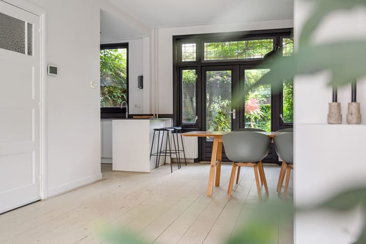 Foto 17 van Irenestraat 6