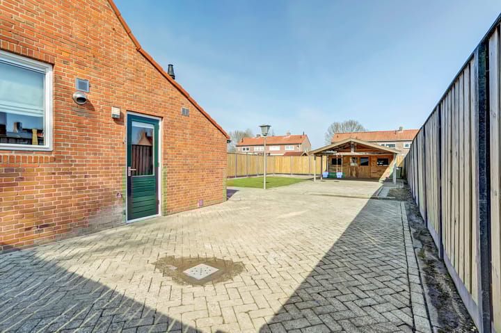 Foto 30 van Julianastraat 4