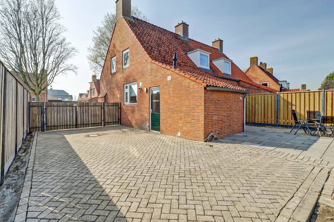 Foto 31 van Julianastraat 4