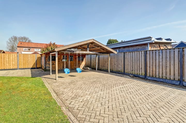 Foto 32 van Julianastraat 4