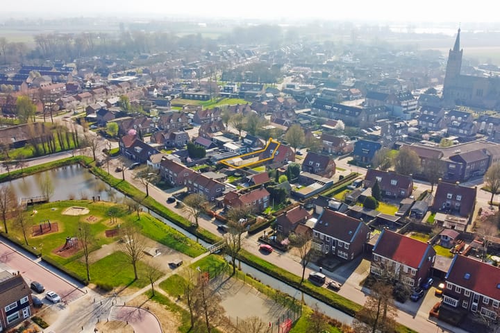 Foto 39 van Julianastraat 4