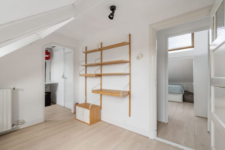 Foto 37 van Irenestraat 6