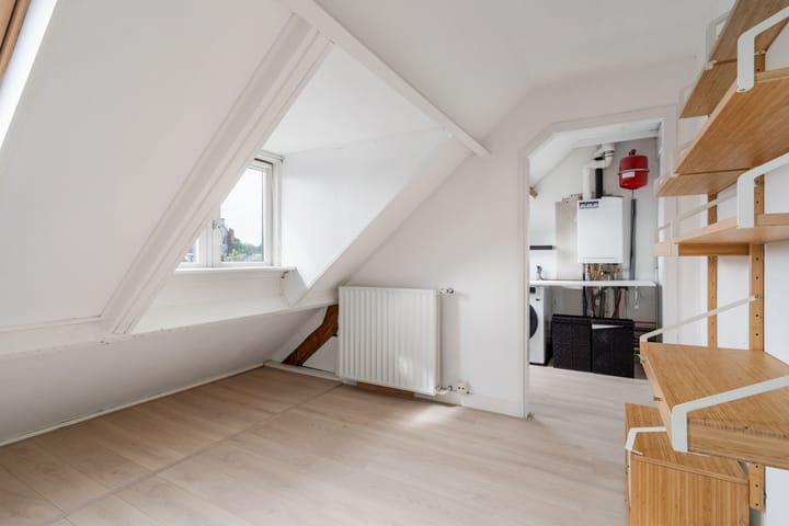 Foto 42 van Irenestraat 6