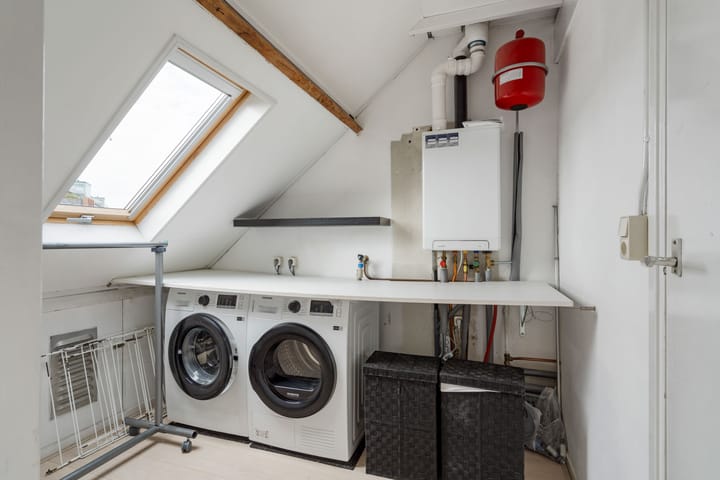 Foto 44 van Irenestraat 6