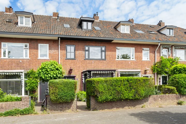 Foto 51 van Irenestraat 6