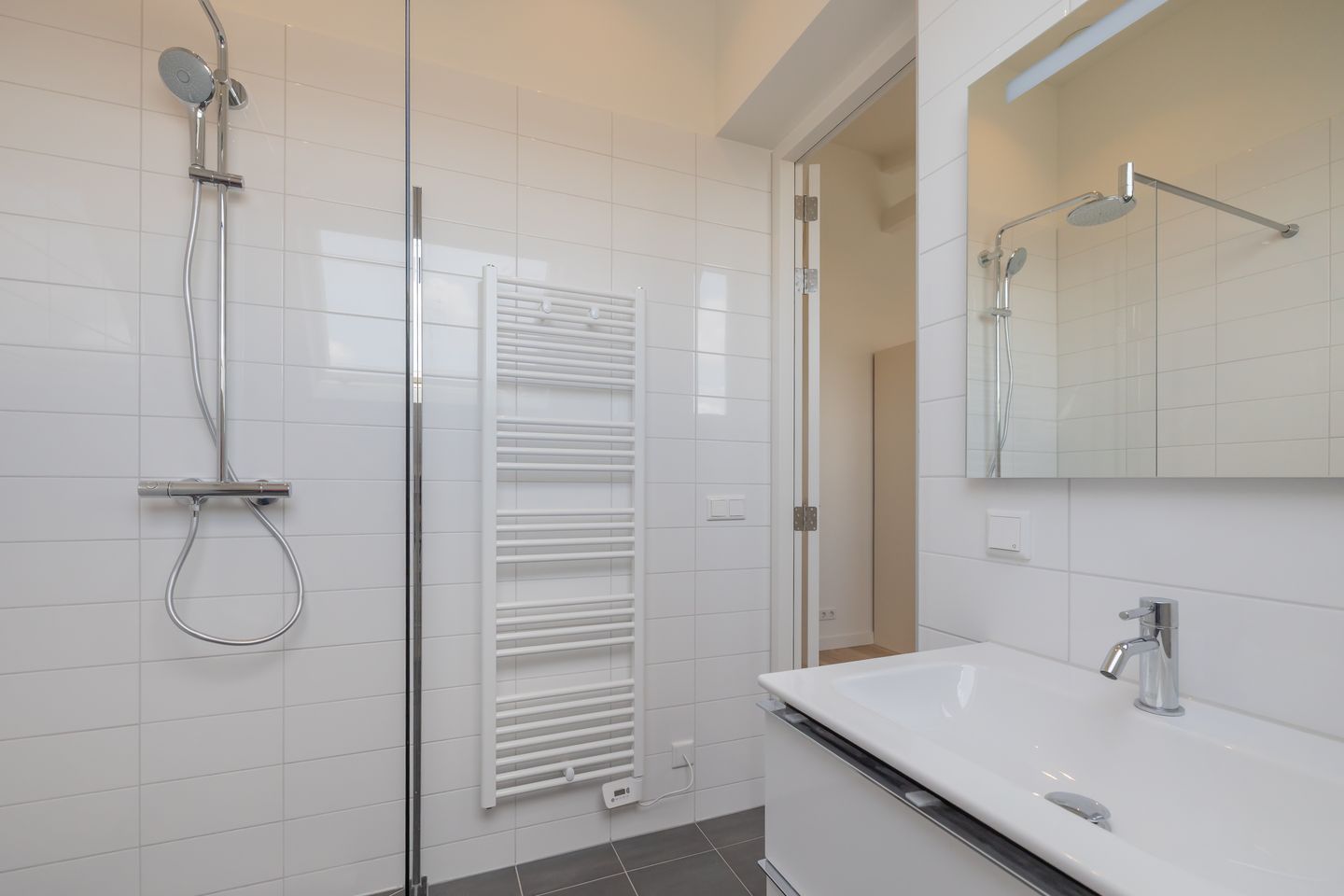 Photo 10 of Pieter Cornelisz. Hooftstraat 43-B