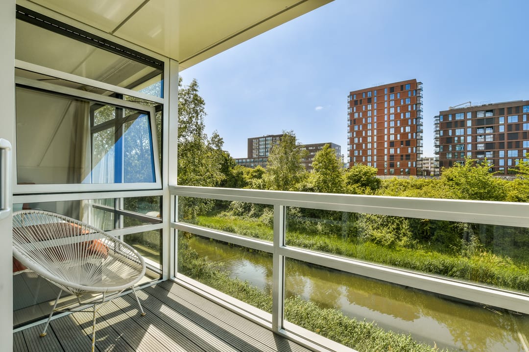 Foto 17 van Maassluisstraat 100-N