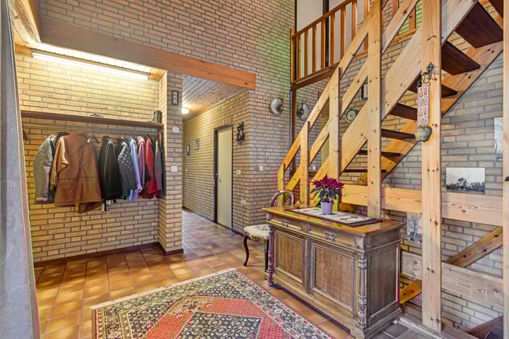 Photo 7 of Monseigneur Nolensstraat 4