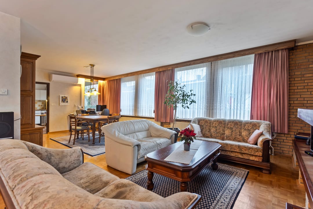 Photo 11 of Monseigneur Nolensstraat 4