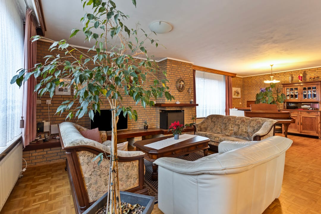 Photo 13 of Monseigneur Nolensstraat 4