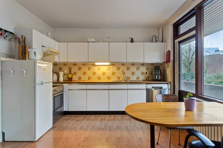 Photo 16 of Monseigneur Nolensstraat 4