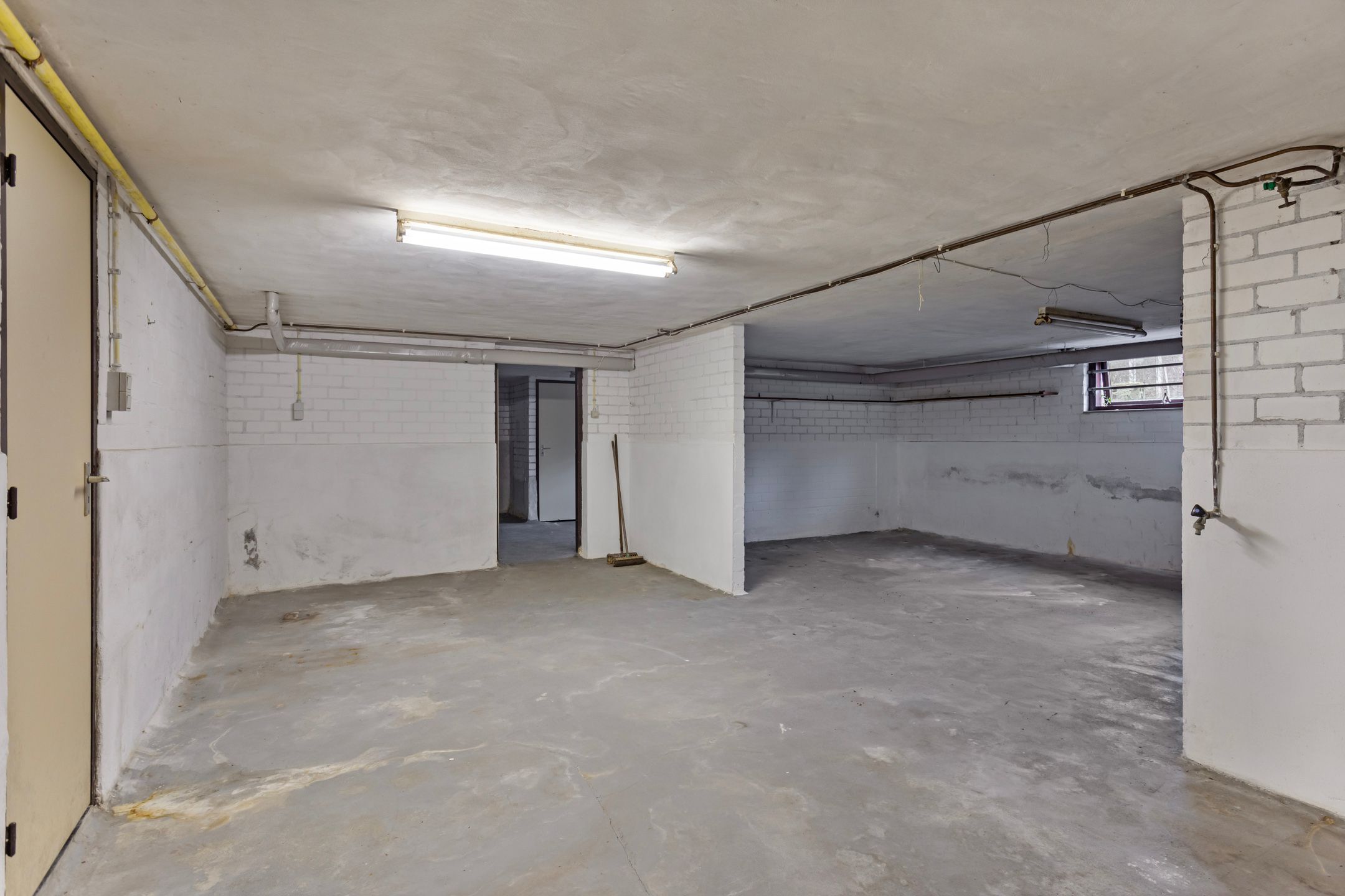 Photo 33 of Monseigneur Nolensstraat 4