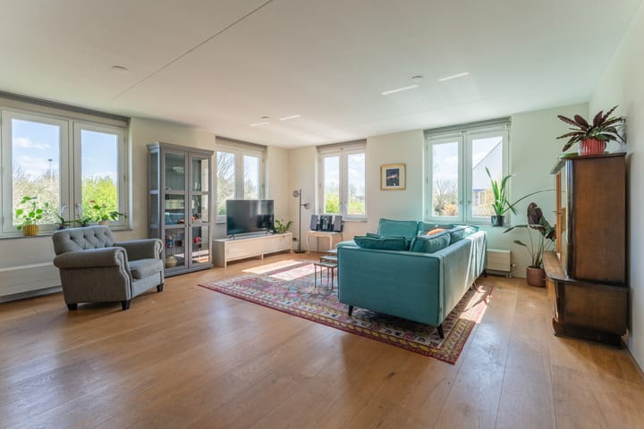 Foto 8 van Aart van der Leeuwlaan 41