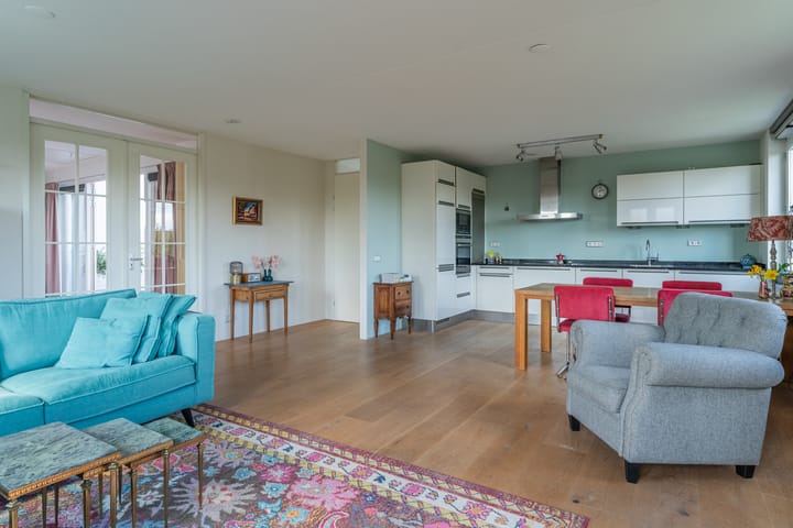 Foto 11 van Aart van der Leeuwlaan 41