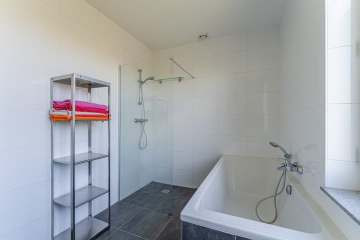 Foto 33 van Aart van der Leeuwlaan 41