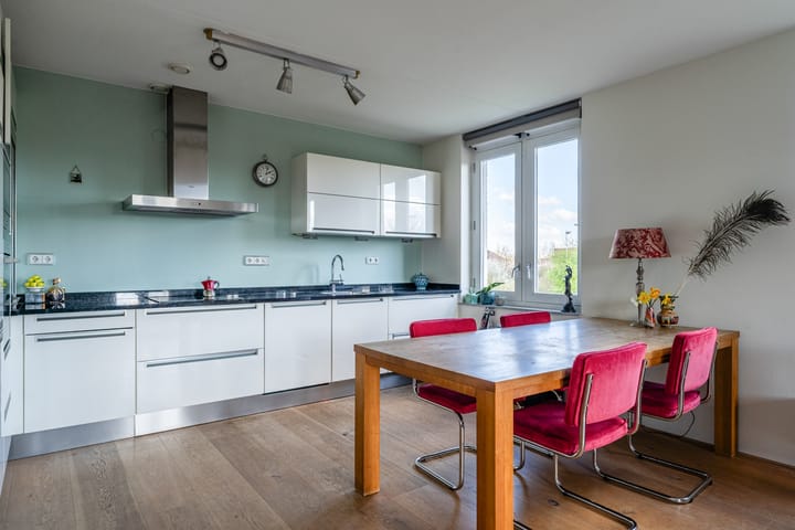 Foto 25 van Aart van der Leeuwlaan 41