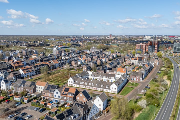 Foto 62 van Aart van der Leeuwlaan 41