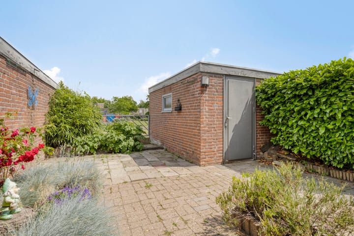 Foto 22 van Mgr. Feronlaan 71