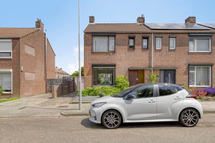 Foto 25 van Mgr. Feronlaan 71