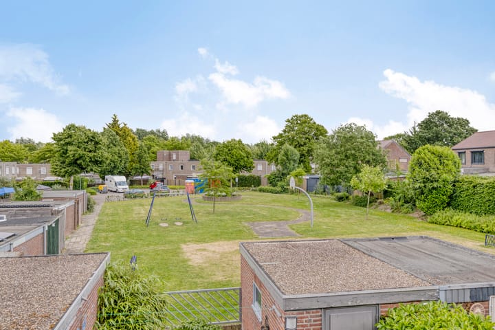 Foto 26 van Mgr. Feronlaan 71